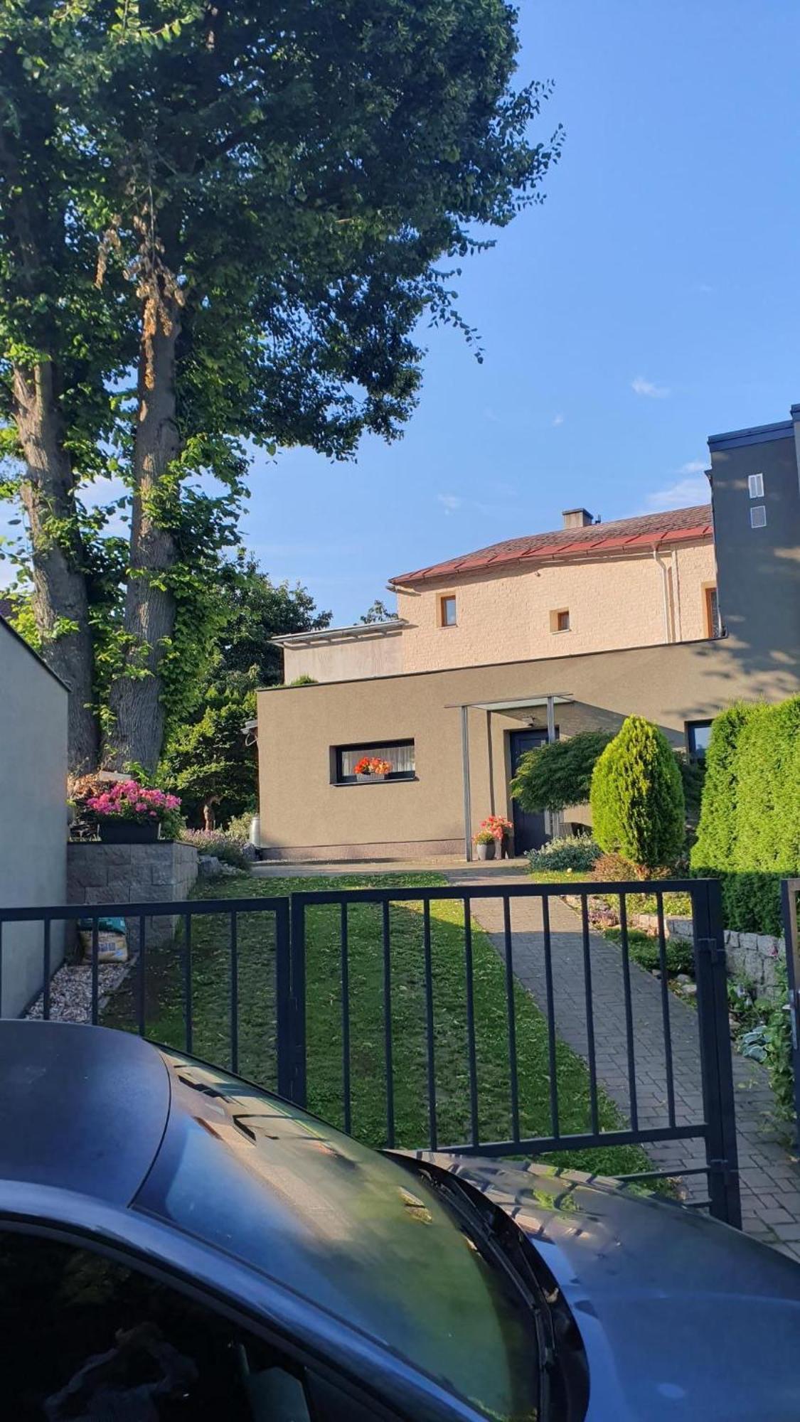 Ferienwohnung Pod Lipou Reichenberg Exterior foto